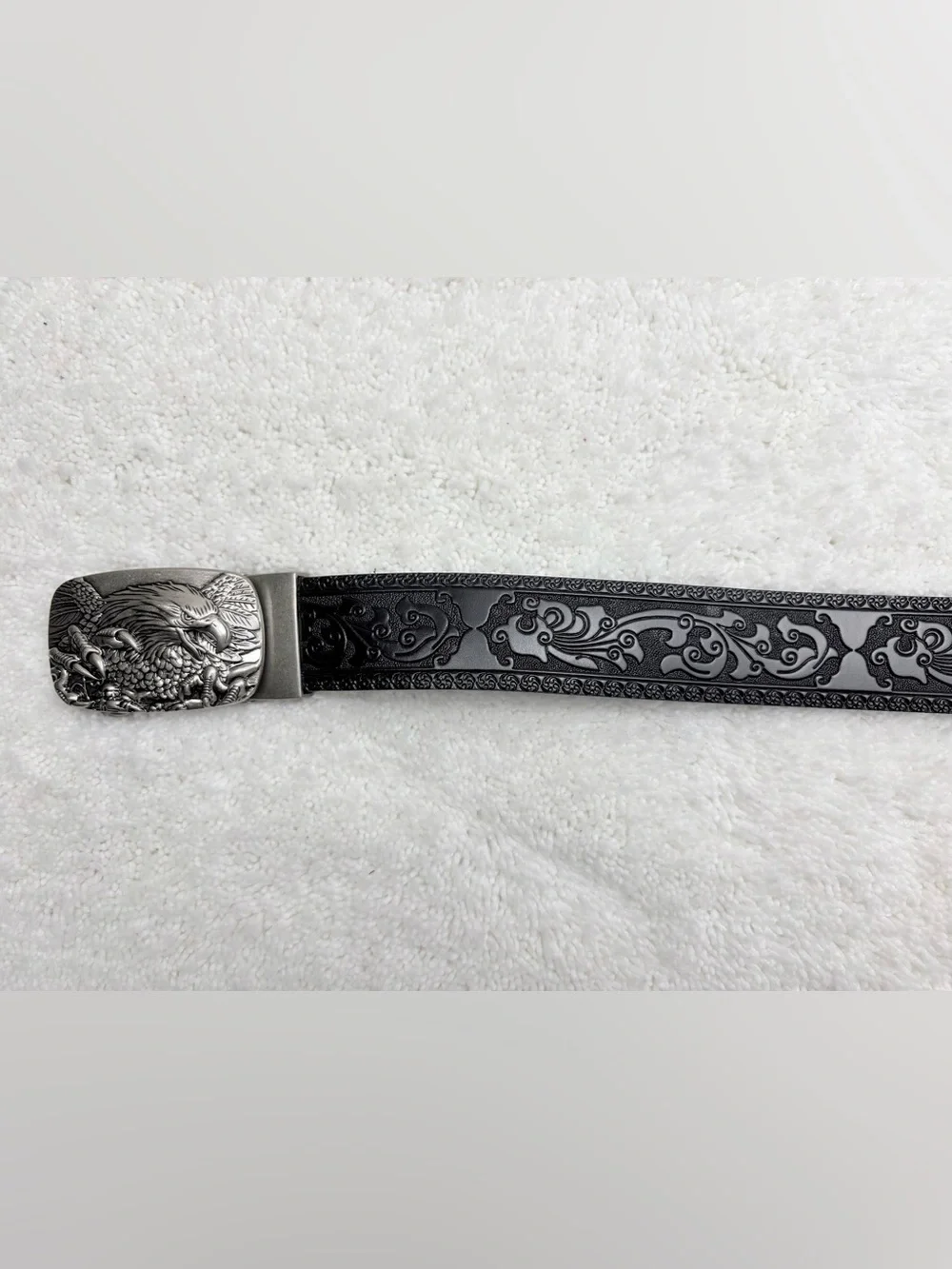 NEW Men’s Generic 100% Cowskin Leather Belt with an Eagle-Designed Alloy Buckle